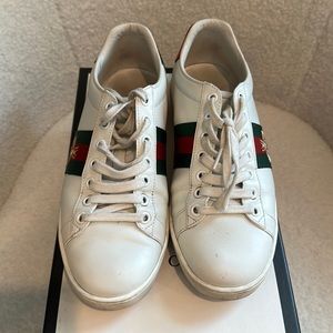 Women Gucci Sneakers